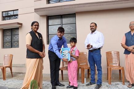 Mount Carmel School, Hearunganj 